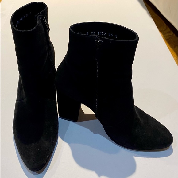 Robert Clergerie Black Suede Block Heel Ankle Boots Size 7 1/2 - Picture 4 of 13